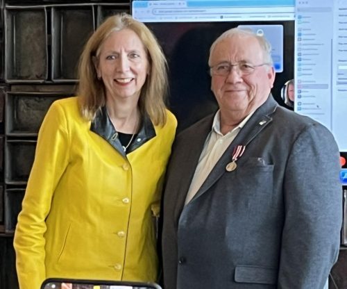 King Charles III Coronation Medal Presentation</br>Remise de médaille du couronnement du Roi Charles III