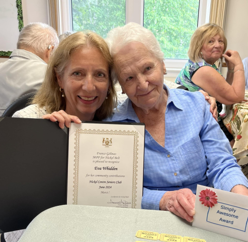 Lunch and Seniors Month Celebration at the Nickel Centre Seniors Club</br>Dîner et célébration du Mois des personnes aînées au Club sénior de Nickel Centre